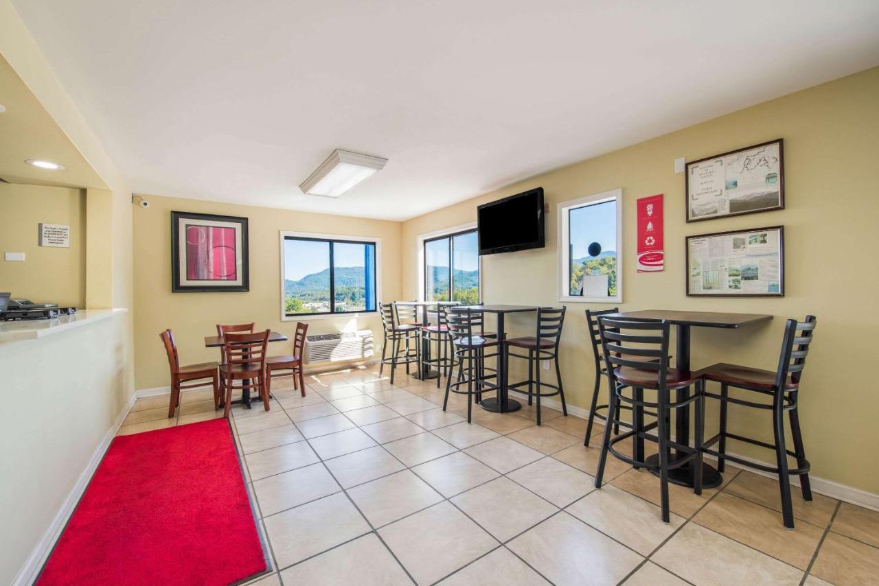 Econo - Hotel Waynesville